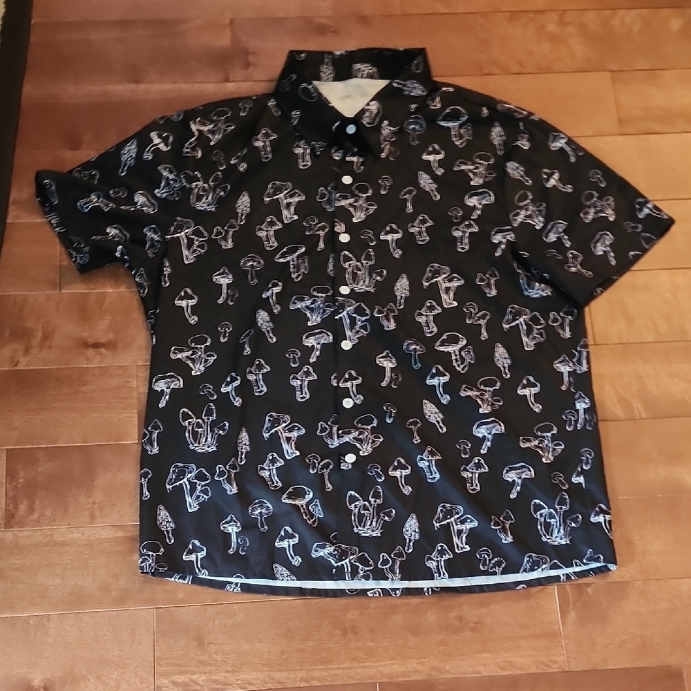 Black Mushroom Print Men's Shirt